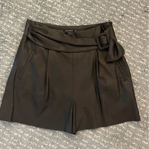 ZARA BASIC COLLECTION BLACK FAUX LEATHER SHORTS